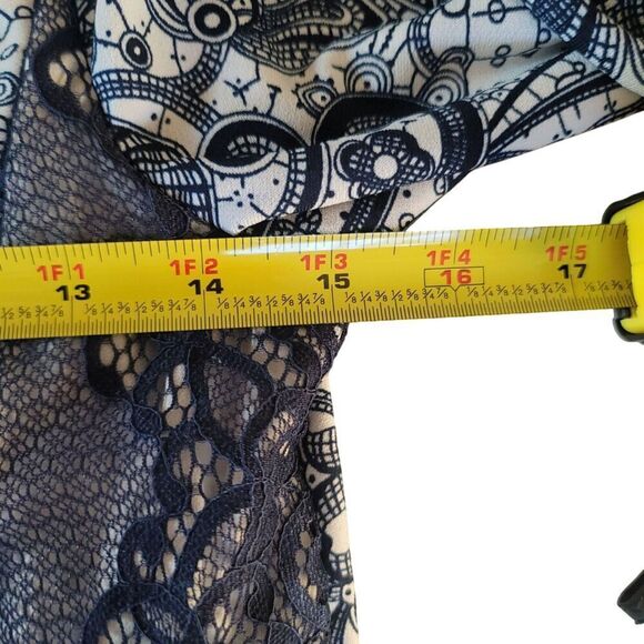 Paisley Blue Print Lace High Low Hem Top Size S/M - Picture 7 of 7